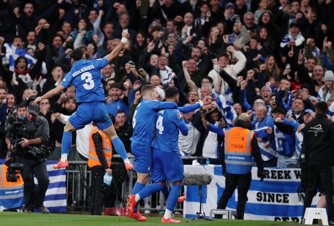 Ethniki omada 4411996