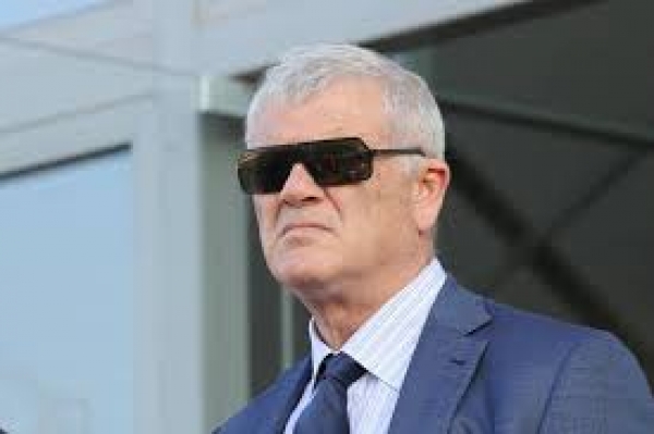 &Omicron; &Tau;&Zeta;&Alpha;&Mu;&Pi;&Alpha;&Sigma; &Upsilon;&Pi;&Alpha;&Rho;&Chi;&Epsilon;&Iota; &Mu;&Omicron;&Nu;&Omicron; &Sigma;&Tau;&Eta; MEDIA MARKT (&Omicron; &laquo;&Tau;&Iota;&Gamma;&Rho;&Eta;&Sigma;&raquo; &Delta;&Epsilon;&Nu; &Epsilon;&Iota;&Nu;&Alpha;&Iota; &Chi;&Theta;&Epsilon;&Sigma;&Iota;&Nu;&Omicron;&Sigma;)