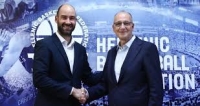 &Tau;&Omicron; &Epsilon;&Lambda;&Lambda;&Eta;&Nu;&Iota;&Kappa;&Omicron; &Mu;&Pi;&Alpha;&Sigma;&Kappa;&Epsilon;&Tau; &Sigma;&Tau;&Omicron; &Alpha;&Pi;&Omicron;&Sigma;&Pi;&Alpha;&Sigma;&Mu;&Alpha; (&Chi;&Alpha;&Lambda;&Iota;&Alpha; &Alpha;&Delta;&Iota;&Omicron;&Rho;&Theta;&Omega;&Tau;&Alpha; &Eta; &laquo;&Beta;&Iota;&Tau;&Rho;&Iota;&Nu;&Alpha;&raquo; &Tau;&Omicron;&Upsilon;)