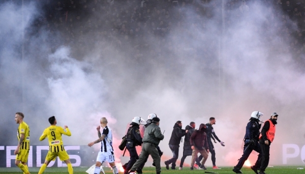 &Omicron;&Tau;&Alpha;&Nu; &Omicron;&Pi;&Alpha;&Delta;&Omicron;&Iota; &Kappa;&Alpha;&Iota; &laquo;&Chi;&Alpha;&Tau;&Zeta;&Eta;&Alpha;&Beta;&Alpha;&Tau;&Eta;&Delta;&Epsilon;&Sigma;&raquo; &Xi;&Epsilon;&Rho;&Omicron;&Upsilon;&Nu; &Kappa;&Alpha;&Lambda;&Upsilon;&Tau;&Epsilon;&Rho;&Alpha; &Alpha;&Pi;&Omicron; &Tau;&Omicron;&Nu; &Iota;&Delta;&Iota;&Omicron;&Kappa;&Tau;&Eta;&Tau;&Eta; (&Alpha;&Lambda;&Lambda;&Alpha; &Pi;&Rho;&Alpha;&Kappa;&Tau;&Iota;&Kappa;&Alpha; &Tau;&Iota;&Pi;&Omicron;&Tau;&Alpha; &Delta;&Epsilon;&Nu; &Alpha;&Lambda;&Lambda;&Alpha;&Zeta;&Epsilon;&Iota;)