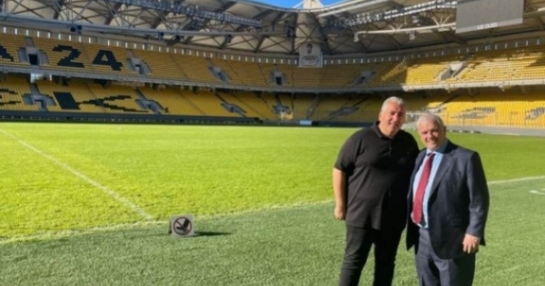 &Kappa;&Upsilon;&Rho;&Iota;&Epsilon; &Mu;&Iota;&Chi;&Alpha;&Lambda;&Eta; &Iota;&Delta;&Omicron;&Upsilon; &Tau;&Omicron; &Nu;&Epsilon;&Omicron; &Sigma;&Alpha;&Sigma; &Gamma;&Eta;&Pi;&Epsilon;&Delta;&Omicron;; (Ή &Pi;&Omega;&Sigma; &Nu;&Alpha; &Phi;&Tau;&Iota;&Alpha;&Xi;&Epsilon;&Tau;&Epsilon; &Epsilon;&Nu;&Alpha; &Sigma;&Tau;&Omicron; &Eta;&Rho;&Alpha;&Kappa;&Lambda;&Epsilon;&Iota;&Omicron;)