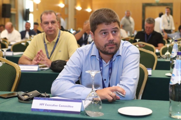 &Xi;&Epsilon;&Kappa;&Iota;&Nu;&Eta;&Sigma;&Epsilon; &Eta; &Nu;&Epsilon;&Alpha; &Epsilon;&Pi;&Omicron;&Chi;&Eta; &Sigma;&Tau;&Eta;&Nu; &Epsilon;.&Pi;.&Omicron;. (&Omicron;&Iota; &Gamma;&Alpha;&Upsilon;&Rho;&Omicron;&Iota; &Nu;&Omicron;&Tau;&Omicron;&Upsilon; &Kappa;&Alpha;&Iota; &Beta;&Omicron;&Rho;&Rho;&Alpha; &Chi;&Epsilon;&Rho;&Iota;-&Chi;&Epsilon;&Rho;&Iota; &Alpha;&Lambda;&Lambda;&Alpha; &Gamma;&Iota;&Alpha; &Pi;&Omicron;&Sigma;&Omicron;;)