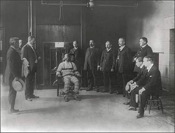 &Eta; &Alpha;&Nu;&Iota;&Kappa;&Alpha;&Nu;&Omicron;&Tau;&Eta;&Tau;&Alpha; &Tau;&Eta;&Sigma; &laquo;&Kappa;&Rho;&Alpha;&Tau;&Iota;&Kappa;&Eta;&Sigma; &Mu;&Eta;&Chi;&Alpha;&Nu;&Eta;&Sigma;&raquo; &Kappa;&Alpha;&Iota; &Omicron;&Iota; &Alpha;&Gamma;&Omega;&Nu;&Epsilon;&Sigma; &Sigma;&Epsilon; &Sigma;&Chi;&Epsilon;&Delta;&Omicron;&Nu; &Alpha;&Delta;&Epsilon;&Iota;&Alpha; &Gamma;&Eta;&Pi;&Epsilon;&Delta;&Alpha; (&Omicron;&Iota; &Epsilon;&Kappa;&Tau;&Epsilon;&Lambda;&Epsilon;&Sigma;&Epsilon;&Iota;&Sigma; &Sigma;&Tau;&Iota;&Sigma; &Eta;.&Pi;.&Alpha;. &Epsilon;&Chi;&Omicron;&Upsilon;&Nu; &Lambda;&Iota;&Gamma;&Omicron; &Lambda;&Iota;&Gamma;&Omicron;&Tau;&Epsilon;&Rho;&Omicron;&Upsilon;&Sigma; &Theta;&Epsilon;&Alpha;&Tau;&Epsilon;&Sigma;)