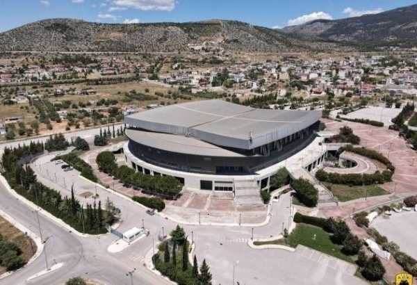 ΤΟ REAL ESTATE ΤΗΣ Κ.Α.Ε. ΣΤΑ ΑΝΩ ΛΙΟΣΙΑ (ΜΕ ΤΟΝ ΜΑΚΗ ΜΠΡΟΣΤΑΡΗ ΚΑΙ ΤΗΝ DE AGOSTISNI)