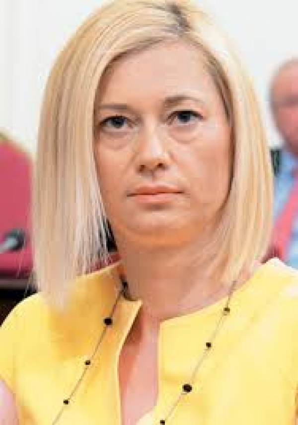 &Sigma;&Chi;&Epsilon;&Tau;&Iota;&Kappa;&Alpha; &Mu;&Epsilon; &Tau;&Eta;&Nu; &laquo;&Alpha;&Nu;&Upsilon;&Pi;&Alpha;&Kappa;&Omicron;&Eta;&raquo;, &Tau;&Eta;&Nu; &laquo;&Rho;&Eta;&Xi;&Eta;&raquo; &Kappa;&Alpha;&Iota; &Tau;&Eta;&Nu; &laquo;&Pi;&Rho;&Omicron;&Omicron;&Delta;&Omicron;&raquo; (&Kappa;&Alpha;&Iota; &Alpha;&Lambda;&Lambda;&Epsilon;&Sigma; &Pi;&Alpha;&Rho;&Omicron;&Mu;&Omicron;&Iota;&Epsilon;&Sigma; &Mu;&Pi;&Alpha;&Rho;&Omicron;&Upsilon;&Phi;&Epsilon;&Sigma; &Tau;&Omega;&Nu; &Eta;&Mu;&Epsilon;&Rho;&Omega;&Nu;)