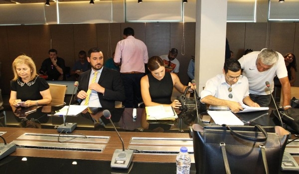 &Omicron;&Iota; &laquo;&Pi;&Omicron;&Upsilon;&Theta;&Epsilon;&Nu;&Alpha;&Delta;&Epsilon;&Sigma;&raquo; &Sigma;&Chi;&Omicron;&Lambda;&Iota;&Alpha;&Zeta;&Omicron;&Upsilon;&Nu; &Tau;&Alpha; &Omicron;&Sigma;&Alpha; &Tau;&Rho;&Alpha;&Gamma;&Iota;&Kappa;&Alpha; &Epsilon;&Iota;&Pi;&Omega;&Theta;&Eta;&Kappa;&Alpha;&Nu; &Sigma;&Tau;&Eta;&Nu; &Epsilon;&Kappa;&Delta;&Iota;&Kappa;&Alpha;&Sigma;&Eta; &Tau;&Eta;&Sigma; &laquo;&Upsilon;&Pi;&Omicron;&Theta;&Epsilon;&Sigma;&Eta;&Sigma; &Chi;&Rho;&Iota;&Sigma;&Tau;&Omicron;&Delta;&Omicron;&Upsilon;&Lambda;&Omicron;&Pi;&Omicron;&Upsilon;&Lambda;&Omicron;&Upsilon;&raquo; (&Kappa;&Alpha;&Iota; &Xi;&Epsilon;&Kappa;&Alpha;&Theta;&Alpha;&Rho;&Iota;&Zeta;&Epsilon;&Iota; &Tau;&Alpha; &Pi;&Rho;&Alpha;&Gamma;&Mu;&Alpha;&Tau;&Alpha; &Gamma;&Iota;&Alpha; &Tau;&Omicron;&Upsilon;&Sigma; &Sigma;&Upsilon;&Nu;&Tau;&Alpha;&Kappa;&Tau;&Epsilon;&Sigma; &Tau;&Eta;&Sigma; &Alpha;.&Epsilon;.&Kappa;.)