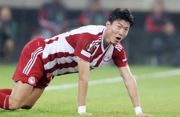 &Tau;&Omicron; &Tau;&Epsilon;&Lambda;&Omicron;&Sigma; &Tau;&Eta;&Sigma; &Pi;&Rho;&Omicron;&Pi;&Alpha;&Gamma;&Alpha;&Nu;&Delta;&Alpha;&Sigma; (&Alpha;&Nu; &Omicron;&Iota; &laquo;&Gamma;&Nu;&Eta;&Sigma;&Omicron;&Iota; &Gamma;&Alpha;&Upsilon;&Rho;&Omicron;&Iota;&raquo; &Delta;&Epsilon;&Nu; &Beta;&Alpha;&Lambda;&Omicron;&Upsilon;&Nu; &Kappa;&Alpha;&Iota; &Tau;&Omega;&Rho;&Alpha; &Mu;&Upsilon;&Alpha;&Lambda;&Omicron;&hellip;)