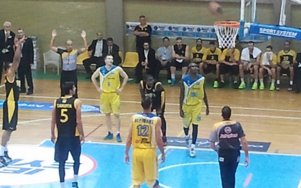 &Sigma;&Upsilon;&Mu;&Pi;&Epsilon;&Rho;&Alpha;&Sigma;&Mu;&Alpha;&Tau;&Alpha; &Alpha;&Pi;&Omicron; &Tau;&Alpha; &Tau;&Epsilon;&Sigma;&Sigma;&Epsilon;&Rho;&Alpha; &Pi;&Rho;&Omega;&Tau;&Alpha; &Pi;&Alpha;&Iota;&Chi;&Nu;&Iota;&Delta;&Iota;&Alpha; &Tau;&Eta;&Sigma; &Omicron;&Mu;&Alpha;&Delta;&Alpha;&Sigma; &Mu;&Pi;&Alpha;&Sigma;&Kappa;&Epsilon;&Tau; (&Delta;&Upsilon;&Nu;&Alpha;&Tau;&Omicron;&Tau;&Eta;&Tau;&Epsilon;&Sigma; &Kappa;&Alpha;&Iota; &Alpha;&Delta;&Upsilon;&Nu;&Alpha;&Mu;&Iota;&Epsilon;&Sigma;)