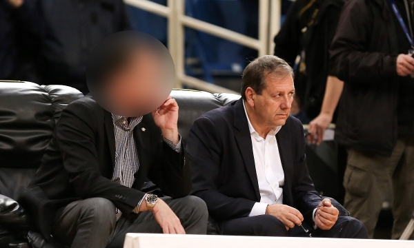 &laquo;&Beta;&Alpha;&Sigma;&Iota;&Lambda;&Iota;&Sigma;&Sigma;&Alpha;&raquo; &Omega;&Rho;&Alpha; &Mu;&Eta;&Delta;&Epsilon;&Nu; (&Eta; &Epsilon;&Upsilon;&Theta;&Upsilon;&Nu;&Eta; &Alpha;&Pi;&Omicron; &Delta;&Omega; &Kappa;&Alpha;&Iota; &Pi;&Epsilon;&Rho;&Alpha; &Epsilon;&Iota;&Nu;&Alpha;&Iota; &Alpha;&Pi;&Omicron;&Kappa;&Lambda;&Epsilon;&Iota;&Sigma;&Tau;&Iota;&Kappa;&Alpha; &Tau;&Omicron;&Upsilon; &Mu;&Alpha;&Kappa;&Eta;)