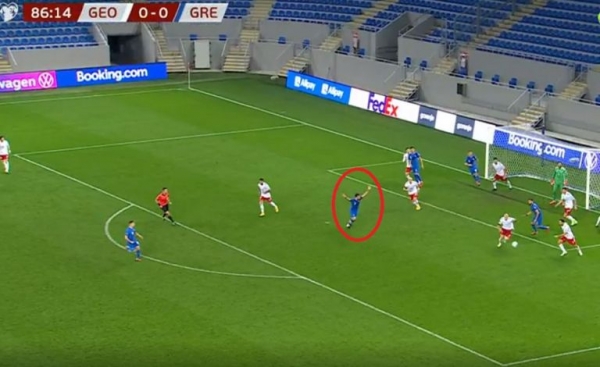 &Nu;&Alpha; &Epsilon;&Iota;&Sigma;&Alpha;&Iota; &Gamma;&Alpha;&Upsilon;&Rho;&Omicron;&Sigma; &Sigma;&Eta;&Mu;&Alpha;&Iota;&Nu;&Epsilon;&Iota; &Nu;&Alpha; &Kappa;&Alpha;&Nu;&Epsilon;&Iota;&Sigma; &Tau;&Omicron; &Alpha;&Sigma;&Pi;&Rho;&Omicron;-&Mu;&Alpha;&Upsilon;&Rho;&Omicron; (&Kappa;&Alpha;&Mu;&Epsilon;&Nu;&Alpha; &Kappa;&Alpha;&Iota; &Alpha;&Rho;&Rho;&Omega;&Sigma;&Tau;&Alpha; &Omicron;&Pi;&Alpha;&Delta;&Iota;&Kappa;&Alpha; &Mu;&Upsilon;&Alpha;&Lambda;&Alpha;)