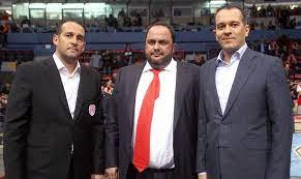 &Omicron;&Tau;&Alpha;&Nu; &Omicron; &Mu;&Alpha;&Rho;&Iota;&Nu;&Alpha;&Kappa;&Eta;&Sigma; &Delta;&Epsilon;&Nu; &Kappa;&Omicron;&Lambda;&Lambda;&Eta;&Sigma;&Epsilon; &Alpha;&Gamma;&Gamma;&Epsilon;&Lambda;&Omicron;&Pi;&Omicron;&Upsilon;&Lambda;&Omicron;&Upsilon;&Sigma; (&Gamma;&Iota;&Alpha; &Nu;&Alpha; &Chi;&Tau;&Upsilon;&Pi;&Eta;&Sigma;&Omicron;&Upsilon;&Nu; &Tau;&Omicron;&Nu; &Mu;&Pi;&Alpha;&Lambda;&Tau;&Alpha;&Kappa;&Omicron; &Gamma;&Rho;&Alpha;&Phi;&Omicron;&Upsilon;&Nu; &Lambda;&Alpha;&Lambda;&Alpha;&Lambda;&Kappa;&Iota;&Epsilon;&Sigma;)