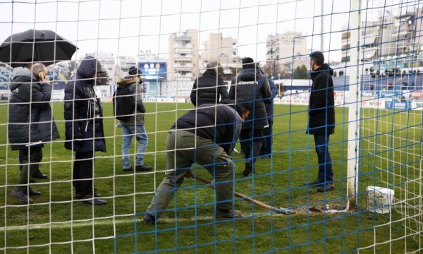 &Omicron;&Iota; &laquo;&Pi;&Omicron;&Upsilon;&Theta;&Epsilon;&Nu;&Alpha;&Delta;&Epsilon;&Sigma;&raquo; &Sigma;&Chi;&Omicron;&Lambda;&Iota;&Alpha;&Zeta;&Omicron;&Upsilon;&Nu; &Tau;&Eta;&Nu; &Alpha;&Pi;&Omicron;&Phi;&Alpha;&Sigma;&Eta; &Tau;&Eta;&Sigma; &Epsilon;&Pi;&Iota;&Tau;&Rho;&Omicron;&Pi;&Eta;&Sigma; &Epsilon;&Phi;&Epsilon;&Sigma;&Epsilon;&Omega;&Nu; (&Epsilon;&Pi;&Iota;&Tau;&Epsilon;&Lambda;&Omicron;&Upsilon;&Sigma;! &Kappa;&Alpha;&Nu;&Epsilon;&Iota;&Sigma; &Delta;&Epsilon;&Nu; &Epsilon;&Iota;&Nu;&Alpha;&Iota; &Upsilon;&Pi;&Epsilon;&Upsilon;&Theta;&Upsilon;&Nu;&Omicron;&Sigma; &Gamma;&Iota;&Alpha; &Tau;&Iota;&Pi;&Omicron;&Tau;&Alpha;)