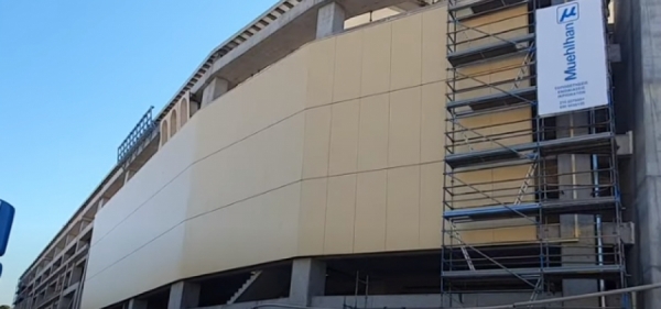 &Nu;&Epsilon;&Omicron; &Gamma;&Eta;&Pi;&Epsilon;&Delta;&Omicron; &Alpha;.&Epsilon;.&Kappa;.: &Eta; &Pi;&Alpha;&Rho;&Alpha;&Xi;&Epsilon;&Nu;&Eta; &Iota;&Sigma;&Tau;&Omicron;&Rho;&Iota;&Alpha; &Mu;&Iota;&Alpha;&Sigma; &Phi;&Omega;&Tau;&Omicron;&Gamma;&Rho;&Alpha;&Phi;&Iota;&Alpha;&Sigma; (&Pi;&Omicron;&Upsilon; &Sigma;&Epsilon; &Kappa;&Alpha;&Nu;&Epsilon;&Iota; &Nu;&rsquo; &Alpha;&Nu;&Alpha;&Rho;&Omega;&Tau;&Iota;&Epsilon;&Sigma;&Alpha;&Iota;)