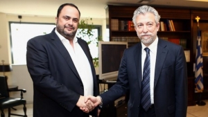 ΣΤΑΥΡΟΣ ΚΟΝΤΟΝΗΣ: ΠΟΙΑ ΣΥΜΦΕΡΟΝΤΑ ΕΞΥΠΗΡΕΤΕΙ; (ΤΟ ΔΗΜΟΣΙΟ ΣΥΜΦΕΡΟΝ ΣΙΓΟΥΡΑ ΟΧΙ)