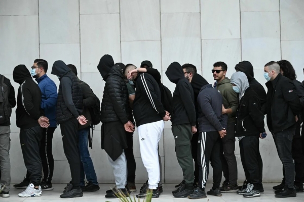 &Omicron;&Tau;&Alpha;&Nu; &Eta; &Epsilon;&Lambda;.&Alpha;&Sigma;. &Mu;&Alpha;&Sigma; &Epsilon;&Mu;&Alpha;&Theta;&Epsilon; &Tau;&Omicron; &Pi;&Omicron;&Delta;&Omicron;&Sigma;&Phi;&Alpha;&Iota;&Rho;&Iota;&Kappa;&Omicron; &Pi;&Alpha;&Rho;&Alpha;&Sigma;&Kappa;&Eta;&Nu;&Iota;&Omicron; (&Omicron;&Sigma;&Alpha; &Gamma;&Nu;&Omega;&Rho;&Iota;&Zeta;&Alpha;&Mu;&Epsilon; &Kappa;&Alpha;&Iota; &Kappa;&Alpha;&Nu;&Alpha;&Mu;&Epsilon; &Pi;&Omega;&Sigma; &Delta;&Epsilon;&Nu; &Tau;&Alpha; &Xi;&Epsilon;&Rho;&Omicron;&Upsilon;&Mu;&Epsilon;)