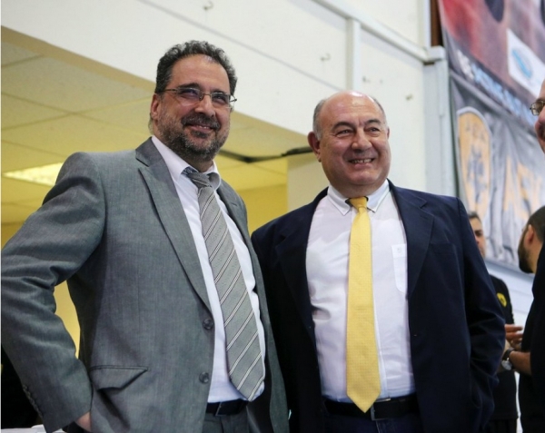 &Omicron;&Tau;&Alpha;&Nu; &Omicron; &Pi;&Alpha;&Pi;&Alpha;&Sigma;&Tau;&Alpha;&Mu;&Alpha;&Tau;&Eta;&Sigma; &Beta;&Alpha;&Rho;&Epsilon;&Theta;&Eta;&Kappa;&Epsilon; &Nu;&Alpha; &Pi;&Lambda;&Eta;&Rho;&Omega;&Nu;&Epsilon;&Iota; (&Kappa;&Alpha;&Iota; &Nu;&Alpha; &Kappa;&Alpha;&Nu;&Epsilon;&Iota; &Kappa;&Omicron;&Upsilon;&Mu;&Alpha;&Nu;&Tau;&Omicron; &Omicron; &Alpha;&Lambda;&Epsilon;&Xi;&Iota;&Omicron;&Upsilon;)