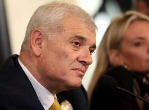 &laquo;&Tau;&Iota;&Gamma;&Rho;&Eta;&raquo;, &Nu;&Alpha; &Pi;&Omicron;&Iota;&Alpha; &Epsilon;&Iota;&Nu;&Alpha;&Iota; &Eta; &Mu;&Omicron;&Nu;&Eta; &Lambda;&Upsilon;&Sigma;&Eta; &Gamma;&Iota;&Alpha; &Epsilon;&Rho;&Alpha;&Sigma;&Iota;&Tau;&Epsilon;&Chi;&Nu;&Iota;&Kappa;&Eta; (&Iota;&Sigma;&Omega;&Sigma; &Epsilon;&Iota;&Nu;&Alpha;&Iota; &Kappa;&Alpha;&Iota; &Omicron; &Mu;&Omicron;&Nu;&Omicron;&Sigma; &Tau;&Rho;&Omicron;&Pi;&Omicron;&Sigma; &Nu;&Alpha; &Eta;&Sigma;&Upsilon;&Chi;&Alpha;&Sigma;&Omicron;&Upsilon;&Mu;&Epsilon; &Omicron;&Lambda;&Omicron;&Iota; &Mu;&Alpha;&Sigma;)