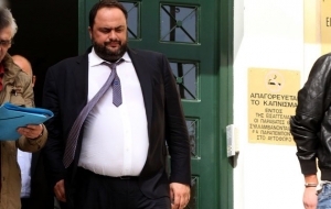 &Sigma;&Chi;&Epsilon;&Tau;&Iota;&Kappa;&Alpha; &Mu;&Epsilon; &Tau;&Eta;&Nu; &Epsilon;&Nu;&Alpha;&Sigma;&Chi;&Omicron;&Lambda;&Eta;&Sigma;&Eta; &Tau;&Omicron;&Upsilon; &Mu;&Alpha;&Rho;&Iota;&Nu;&Alpha;&Kappa;&Eta; &Mu;&Epsilon; &Tau;&Omicron; &Pi;&Omicron;&Delta;&Omicron;&Sigma;&Phi;&Alpha;&Iota;&Rho;&Omicron; (&Kappa;&Alpha;&Iota; &Tau;&Eta;&Nu; &Tau;&Epsilon;&Kappa;&Mu;&Eta;&Rho;&Iota;&Omega;&Sigma;&Eta; &Tau;&Eta;&Sigma;)